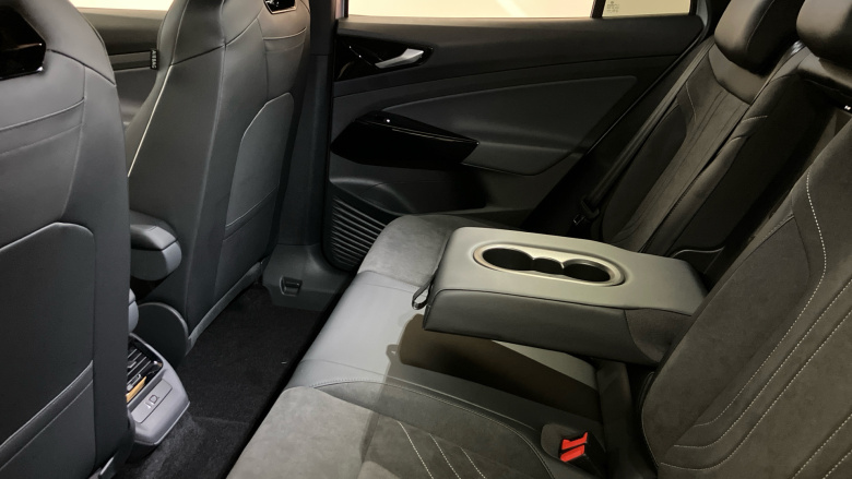 Volkswagen ID.4 210kW Black Edition Pro 77kWh 5dr Auto Electric Estate